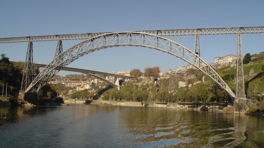 Antes de su torre, Gustave Eiffel cautivó al mundo en Portugal