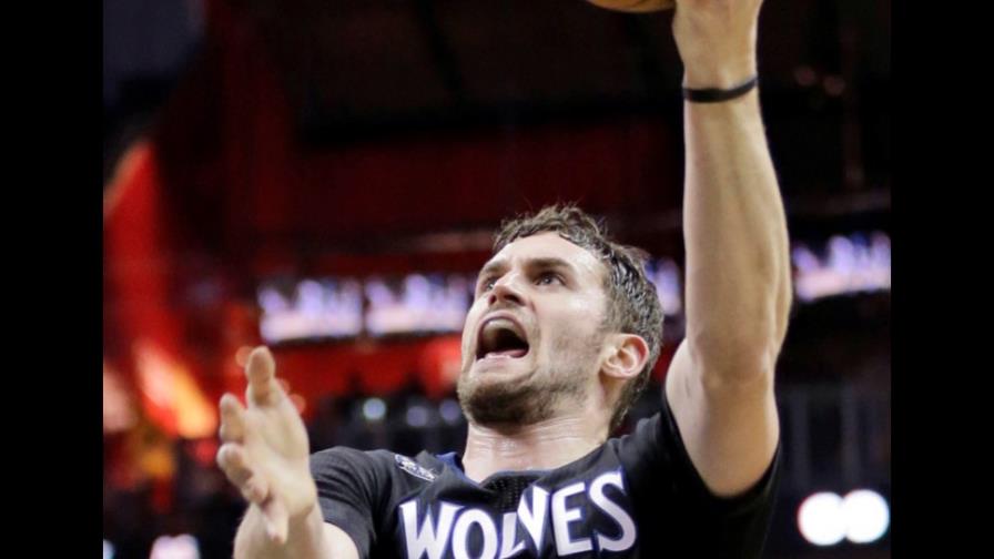 Kevin Love comprometido a ganar título junto a LeBron James Kevin Love comprometido a ganar título junto a LeBron James