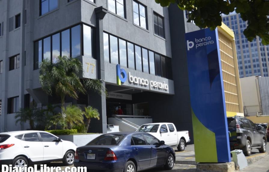Fiscalía recibe 22 querellas contra los ejecutivos del Banco Peravia