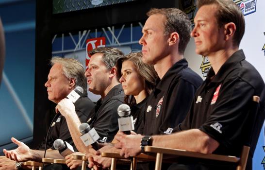 Gene Haas, dueño de escudería en NASCAR quiere otra en la F1