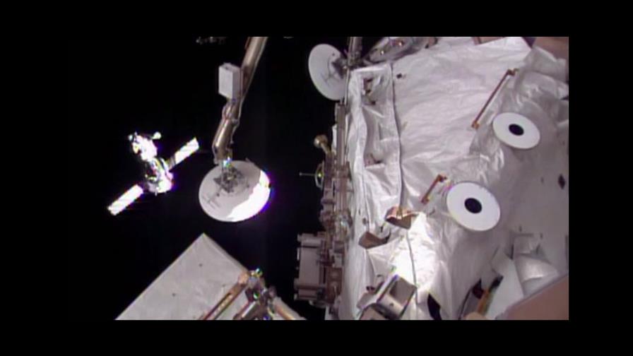 La nave Soyuz llega sin complicaciones a la Estación Espacial Internacional