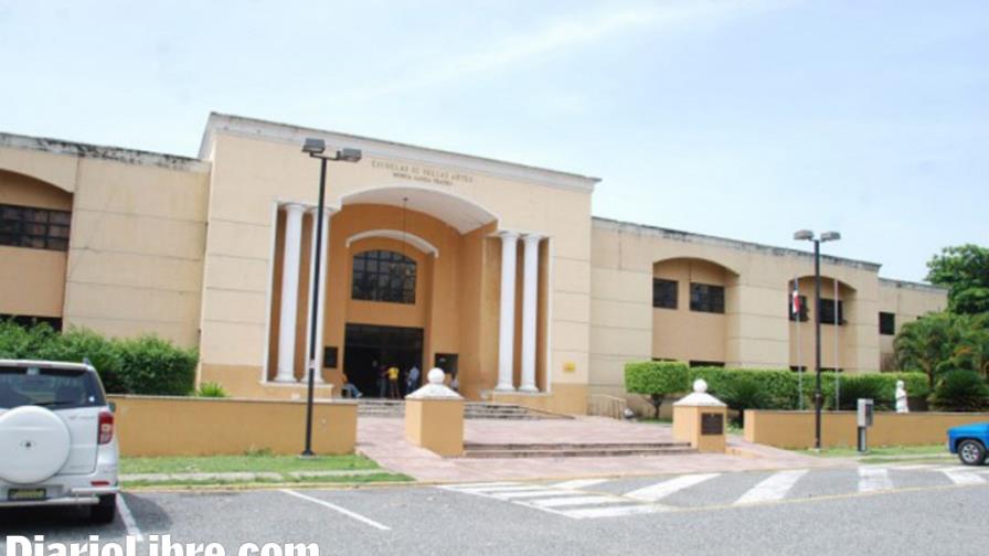 El Ministerio de Cultura remoza las escuelas de Bellas Artes