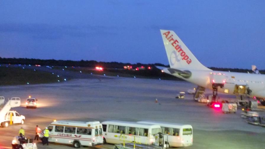 En alerta todo el Aeropuerto de Las Américas ante supuesta amenaza de bomba