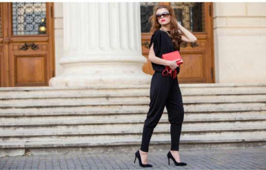 Tres razones para tener un jumsuit negro Tres razones para tener un jumsuit negro