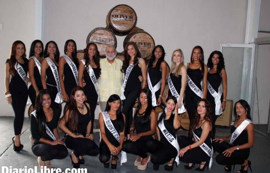 Las candidatas a Miss República Dominicana, de visita en Oliver & Oliver
