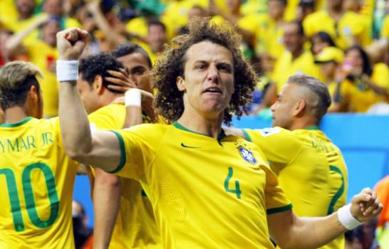 Brasil y Chile 1-1 al final de la primera mitad en el 1er partido de 8vos de final en la Copa del Mundo