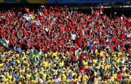 Brasil supera a Chile en una definición por penales y avanza a cuartos de final del Mundial