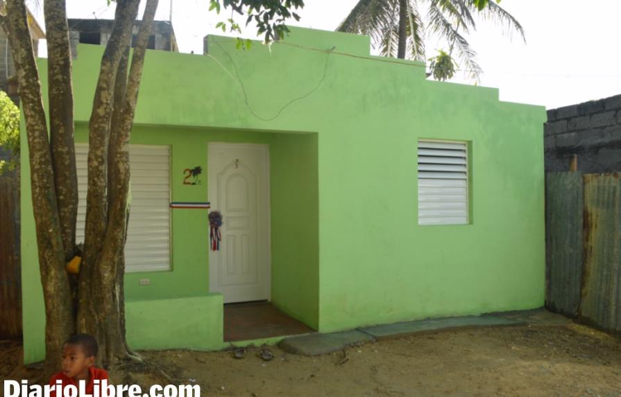 La alcaldía de Santo Domingo Norte construyó cinco casas en Sabana Perdida