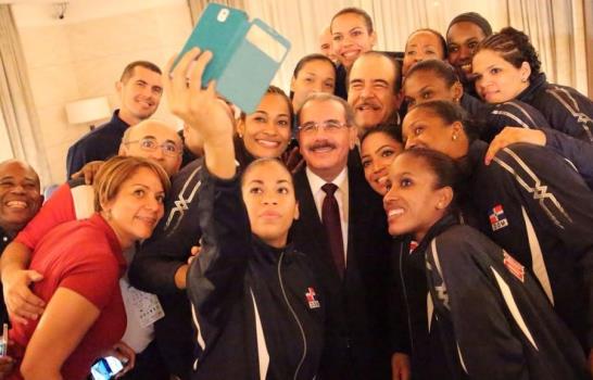 República Dominicana vence a Italia en voleibol femenino y avanza invicta a 2da. ronda
