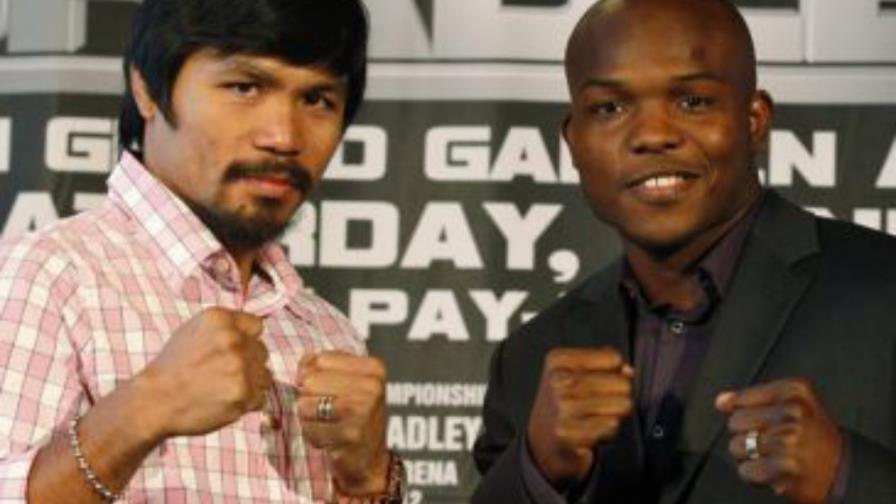 Pacquiao venderá una casa por queja de los vecinos