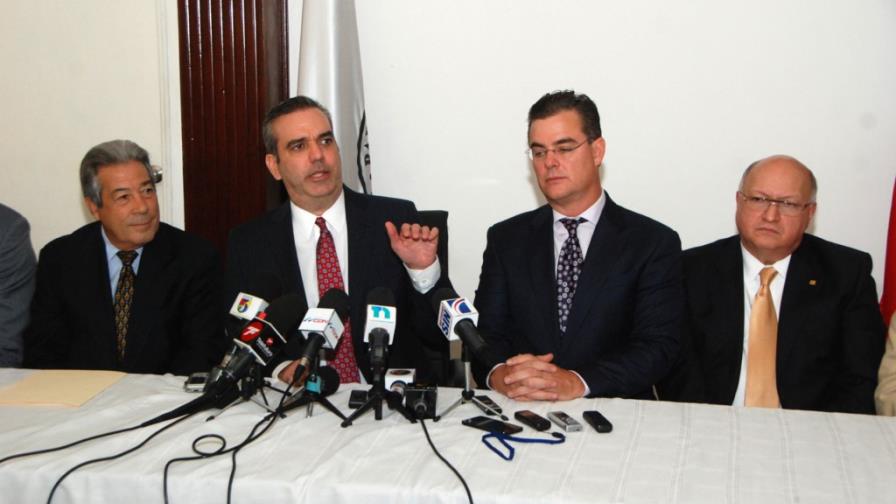 Empresarios llaman al Congreso a jugar su rol, y aprobar leyes pendientes Empresarios llaman al Congreso a jugar su rol, y aprobar leyes pendientes