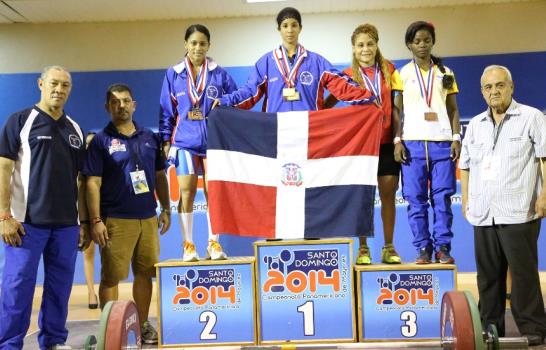 Dominicana domina los 48kgs en la rama femenina de Panamericano de Pesas