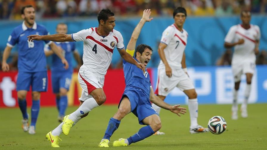 Costa Rica y Grecia empatan 0-0 en la 1ra mitad