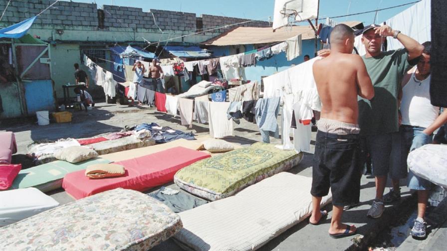 Sobrepoblación en cárceles es de hasta un 700% del límite