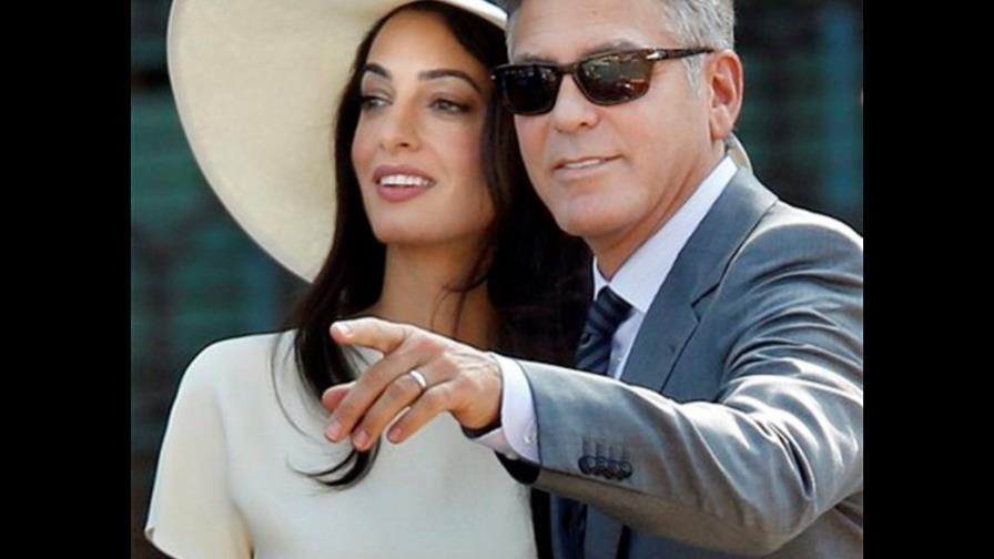 George Clooney y Alamuddin se casan ahora por lo civil