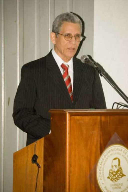 Reeligen a Bruno Rosario Candelier en Academia Dominicana de la Lengua