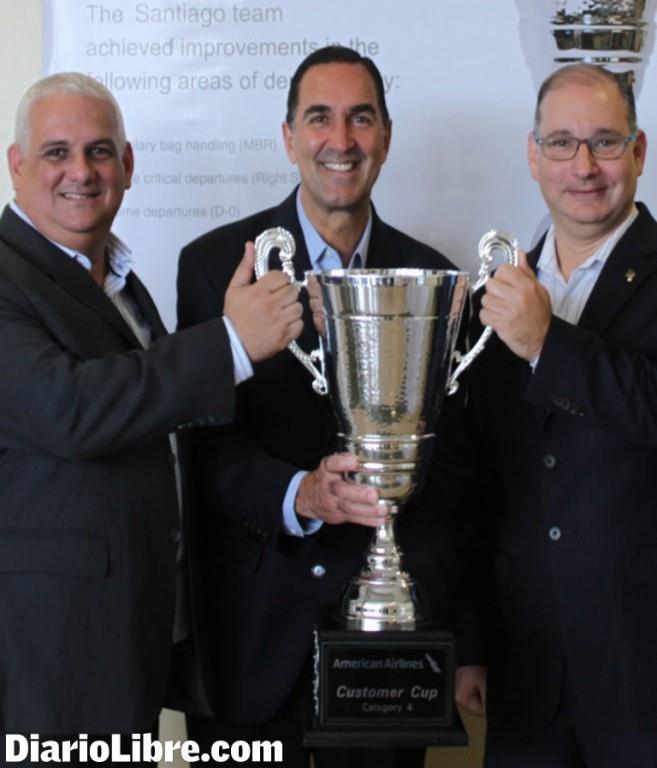 American Airlines en Santiago es reconocida con el Customer Cup