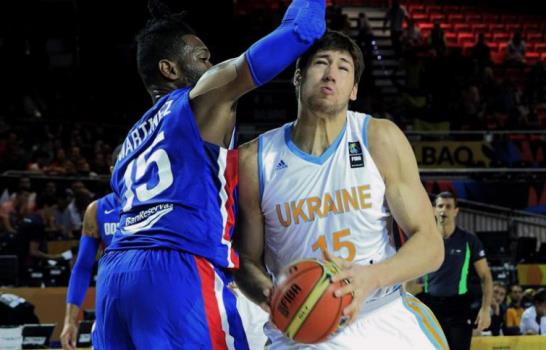Ucrania vence a República Dominicana 72-62 en inicio Mundial de Baloncesto