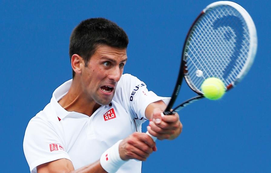 Novak Djokovic y Milos Raonic avanzan en US Open