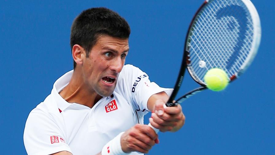 Novak Djokovic y Milos Raonic avanzan en US Open