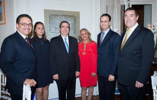 Embajada de la República Dominicana en Francia ofrece una cena a la delegación de Turismo