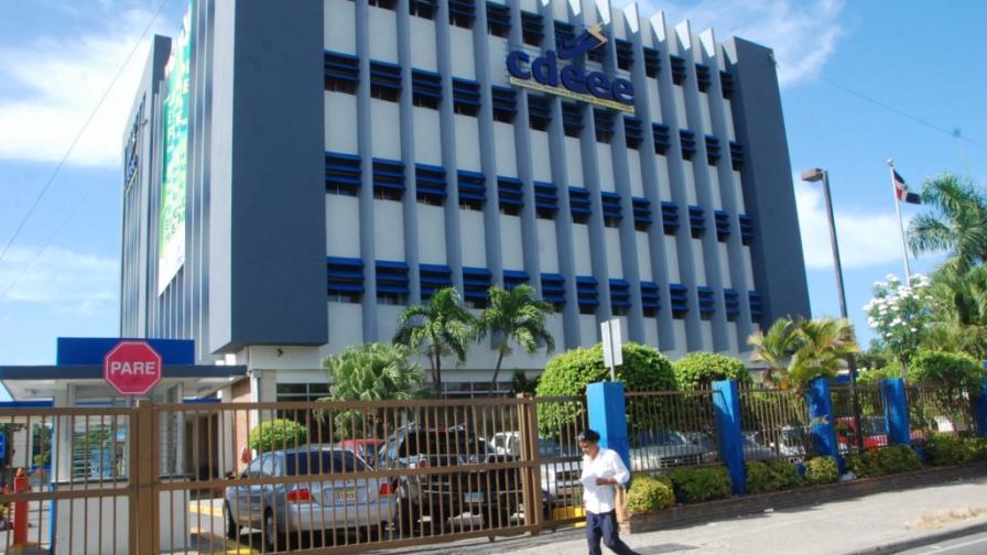 El 58.9% de los ingresos va a intereses, subsidio a la CDEEE y a nómina El 58.9% de los ingresos va a intereses, subsidio a la CDEEE y a nómina