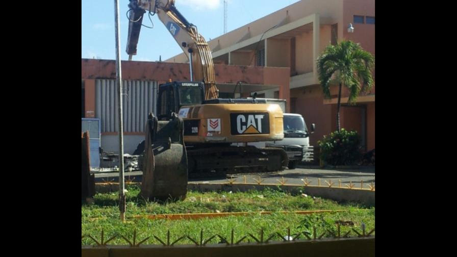 Hoy será la demolición del hospital Luis Eduardo Aybar