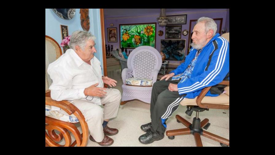 Mujica encontró a un Fidel deteriorado pero preocupado por la Humanidad