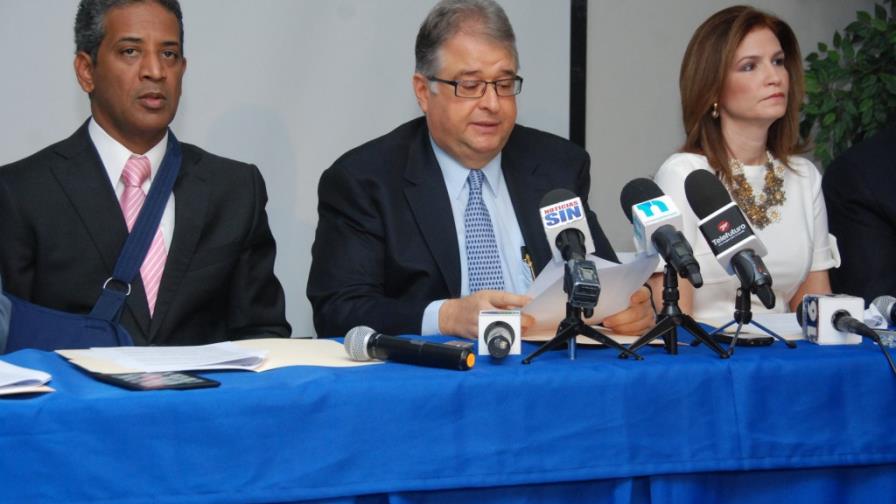 Veedores destacan transparencia y apego a la ley en licitaciones de la Presidencia