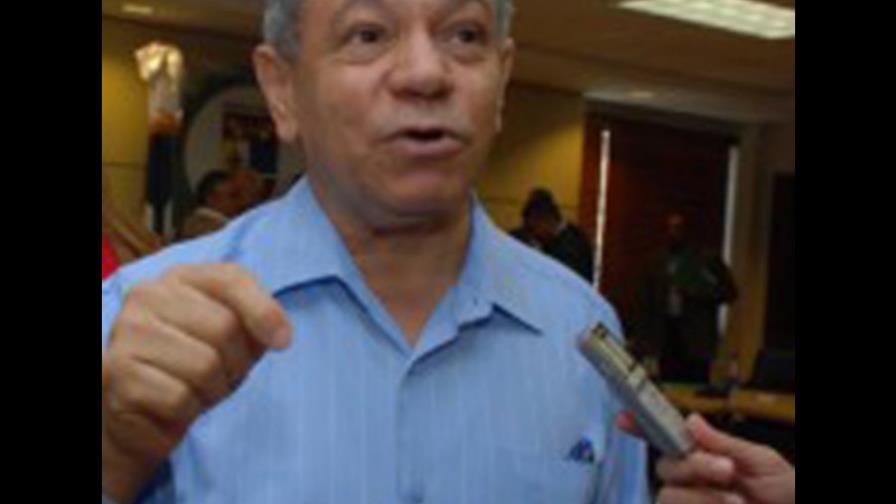 Sindicatos solicitan amparo contra el Comité de Salarios Sindicatos solicitan amparo contra el Comité de Salarios