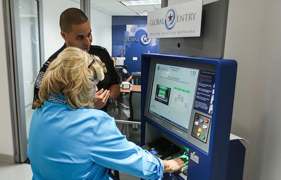 Estados Unidos busca abrir programa de preinspección en aeropuertos dominicanos