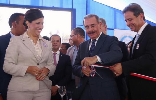 Presidente Medina inaugura segundo tramo de Circunvalación de Santo Domingo