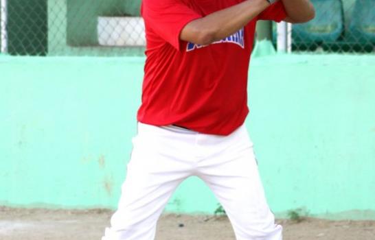Dominicana gana y se mantiene en la punta del Grupo-B en el Mundial de Softbol masculino