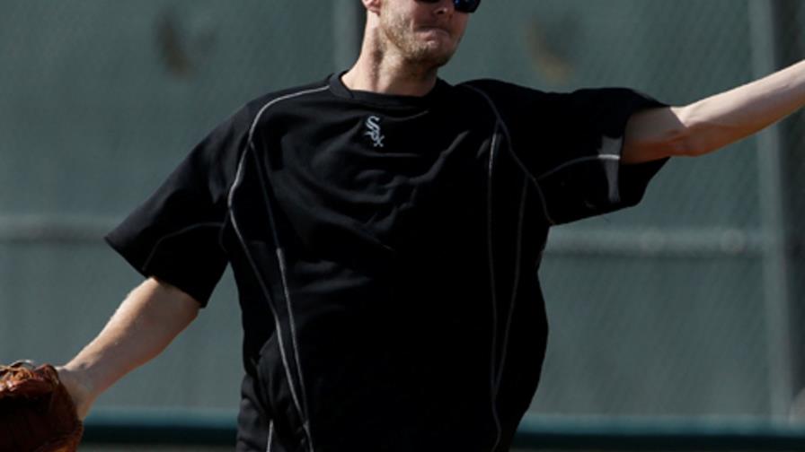 El zurdo Chris Sale sufrió una fractura en el pie derecho El zurdo Chris Sale sufrió una fractura en el pie derecho