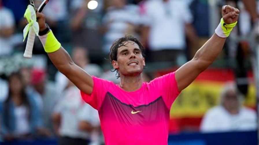 Rafael Nadal y Juan Mónaco se medirán por el título en Buenos Aires Rafael Nadal y Juan Mónaco se medirán por el título en Buenos Aires