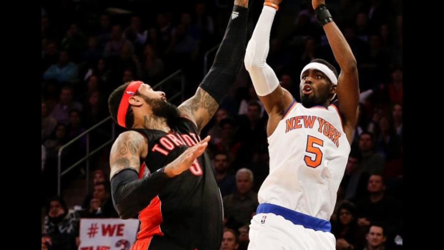 Los Knicks rinden homenaje a Anthony Mason con victoria