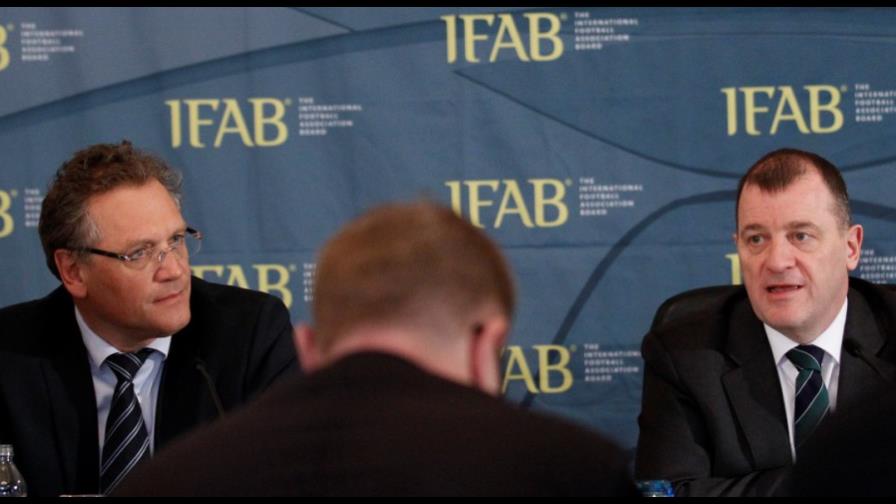 La FIFA descarta uso abarcador del video en el fútbol La FIFA descarta uso abarcador del video en el fútbol