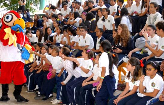 Colegios Saint Joseph y Del Apostolado avanzan