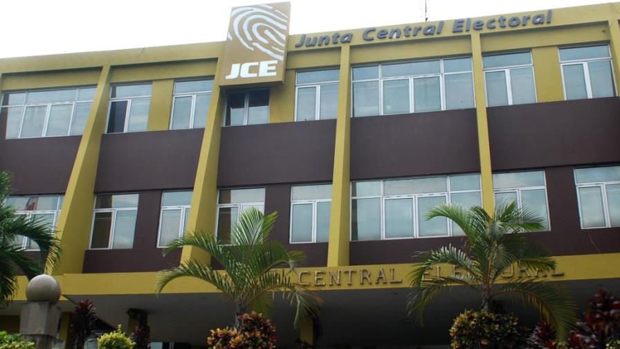 La JCE retoma los trabajos atrasados por falta de recursos