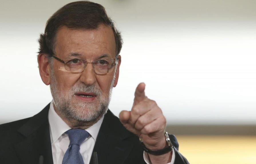 Rajoy presume de caída del paro registrado en España