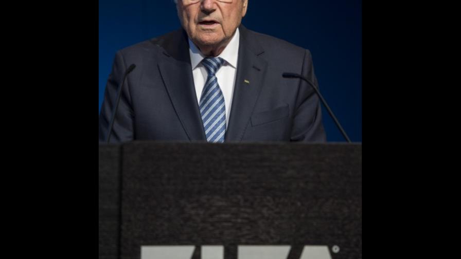 Presidente de la FIFA anuncia su dimisión
