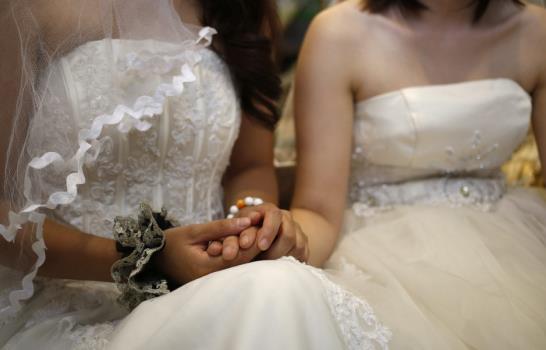 Dos lesbianas se dan el sí, quiero en Pekín para reivindicar matrimonio gay