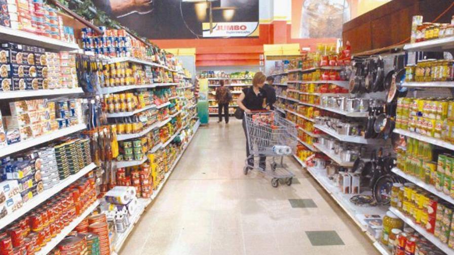 Arranca el alza del ITBIS; algunos lo asumen Arranca el alza del ITBIS; algunos lo asumen