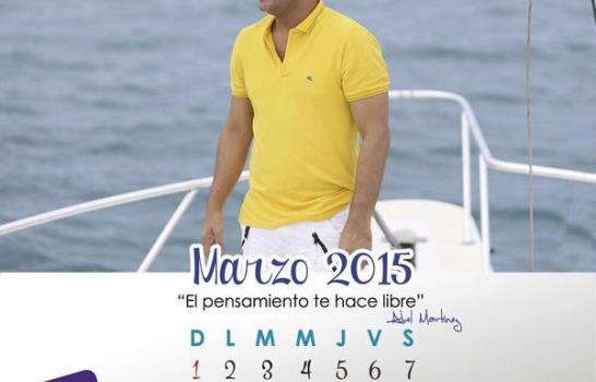 Promocionan Abel Martínez como un divo en un calendario
