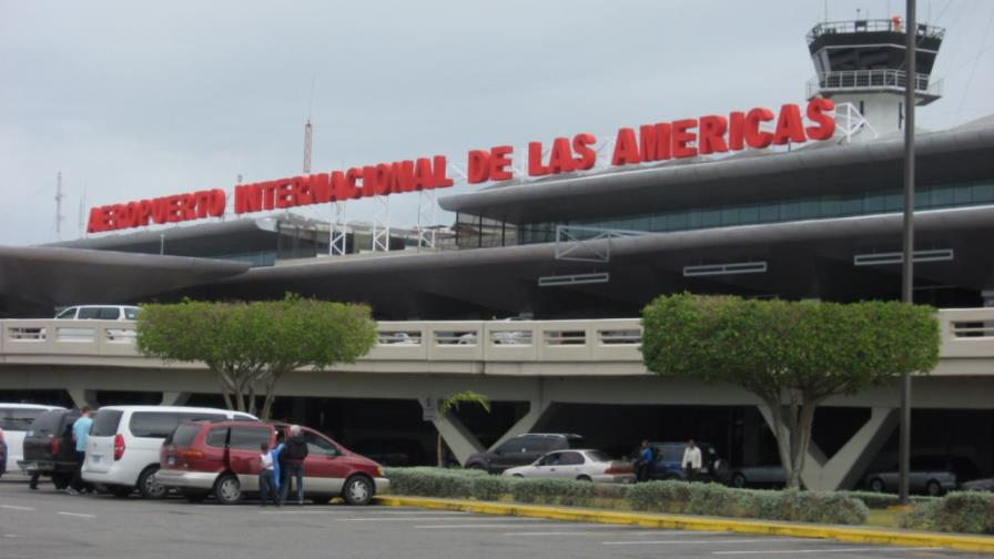 Quirino recibió ayuda especial al llegar al AILA