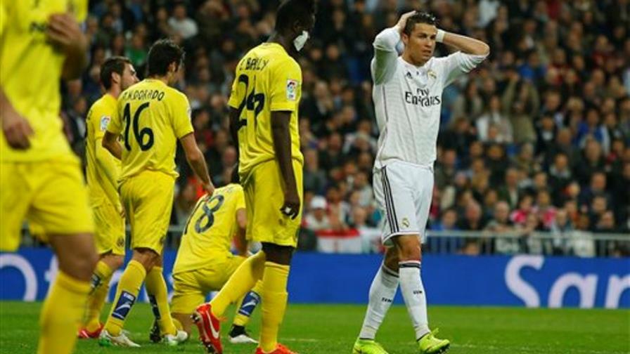 Real Madrid empata y el Barsa se acerca a dos puntos