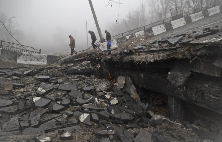 Muertos por conflicto en Ucrania rebasan los 6,000, según la ONU