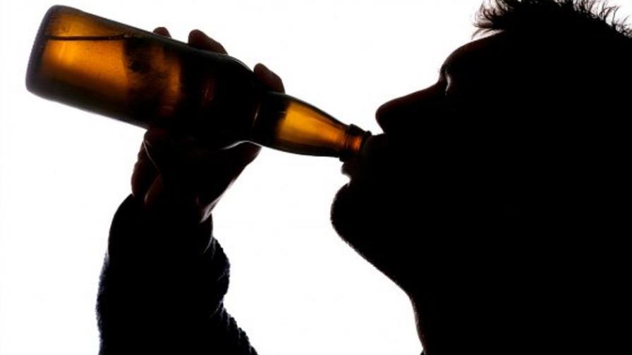 Científicos rusos concluyen pruebas de medicamento para curar el alcoholismo