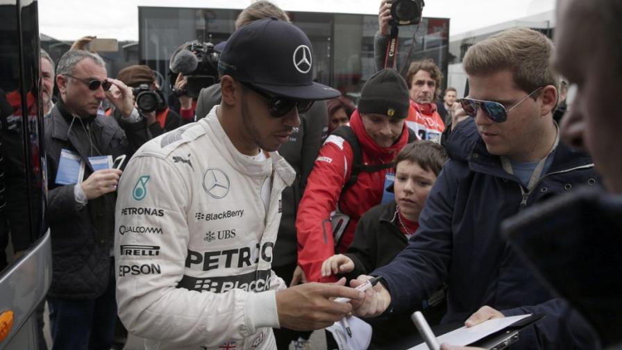 Mercedes evidencia su poder en la pretemporada y McLaren, sus problemas