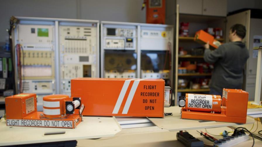 Hallan la segunda caja negra del A320 de Germanwings en los Alpes franceses